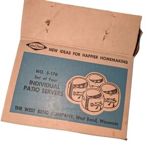 NWOT** Vintage Patio Servers 4pc Set